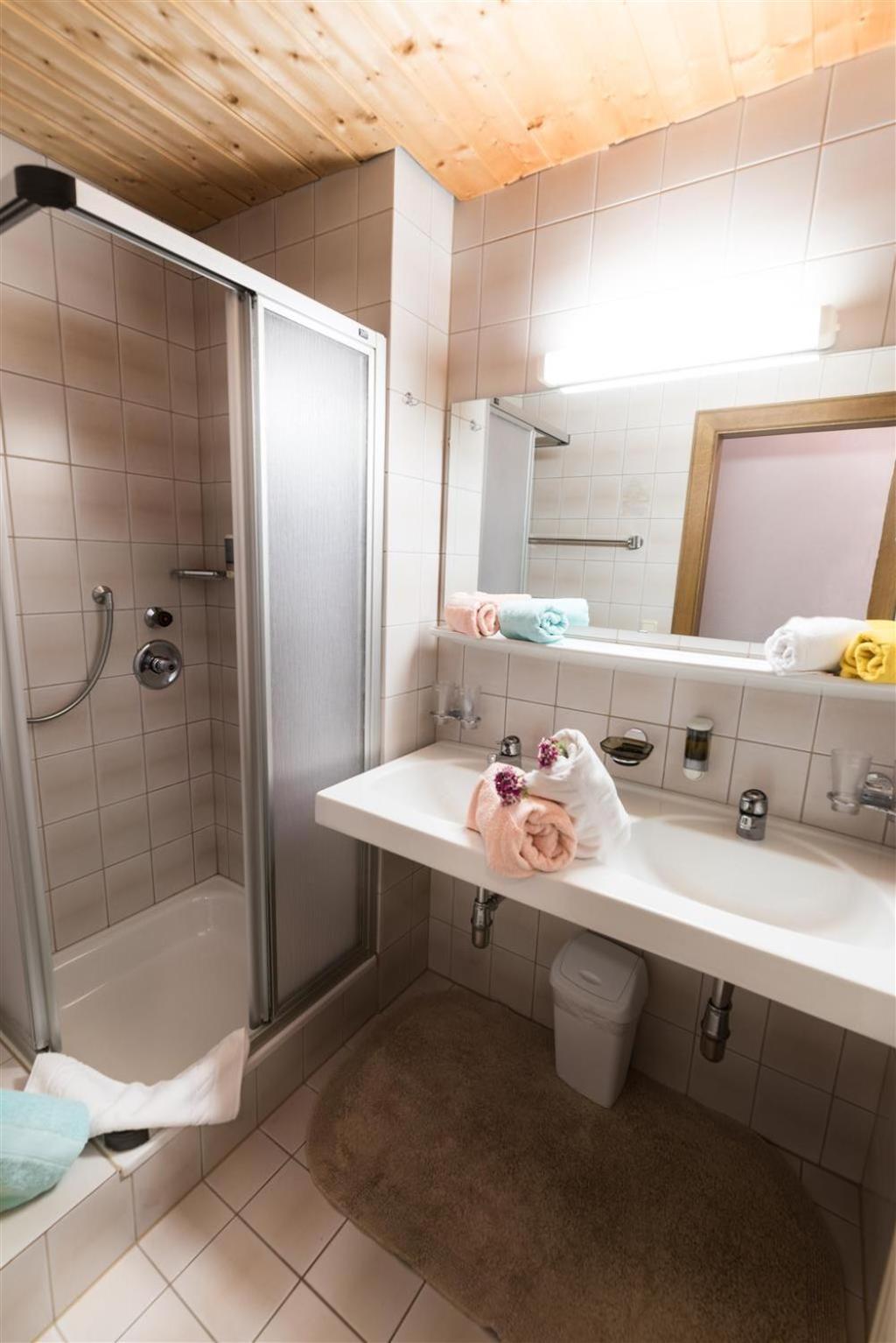 "Quality Hosts Arlberg" Hotel-Gasthof Freisleben St. Anton am Arlberg Rom bilde