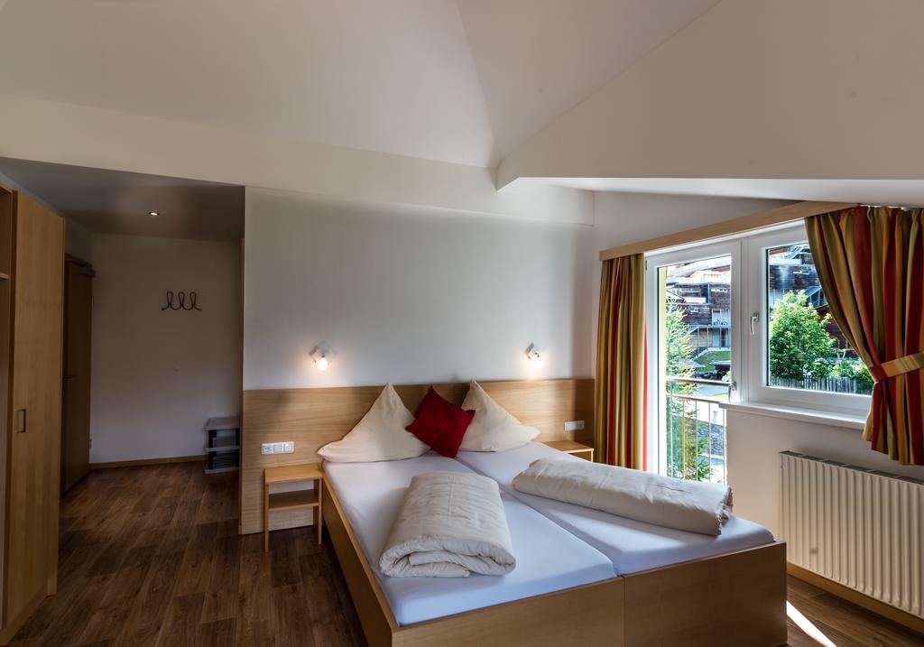 "Quality Hosts Arlberg" Hotel-Gasthof Freisleben St. Anton am Arlberg Eksteriør bilde